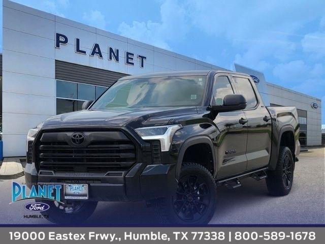 Toyota Tundra SR5 CrewMax 4WD 2025