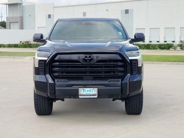 Toyota Tundra SR5 CrewMax 4WD 2025