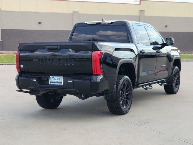 Toyota Tundra SR5 CrewMax 4WD 2025