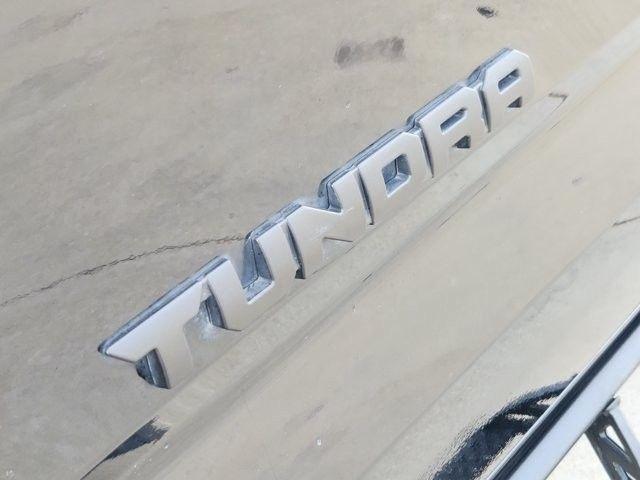 Toyota Tundra SR5 CrewMax 4WD 2025