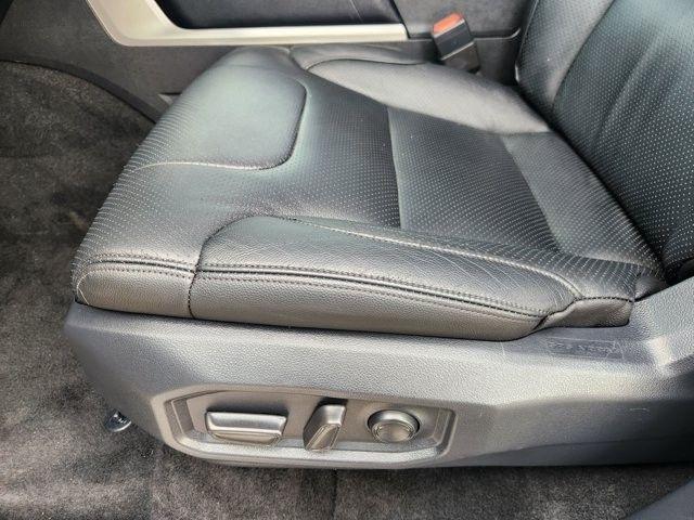 Toyota Tundra SR5 CrewMax 4WD 2025