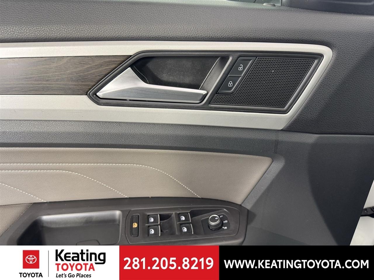 Volkswagen Atlas V6 SE w/Technology 4MOTION 2022
