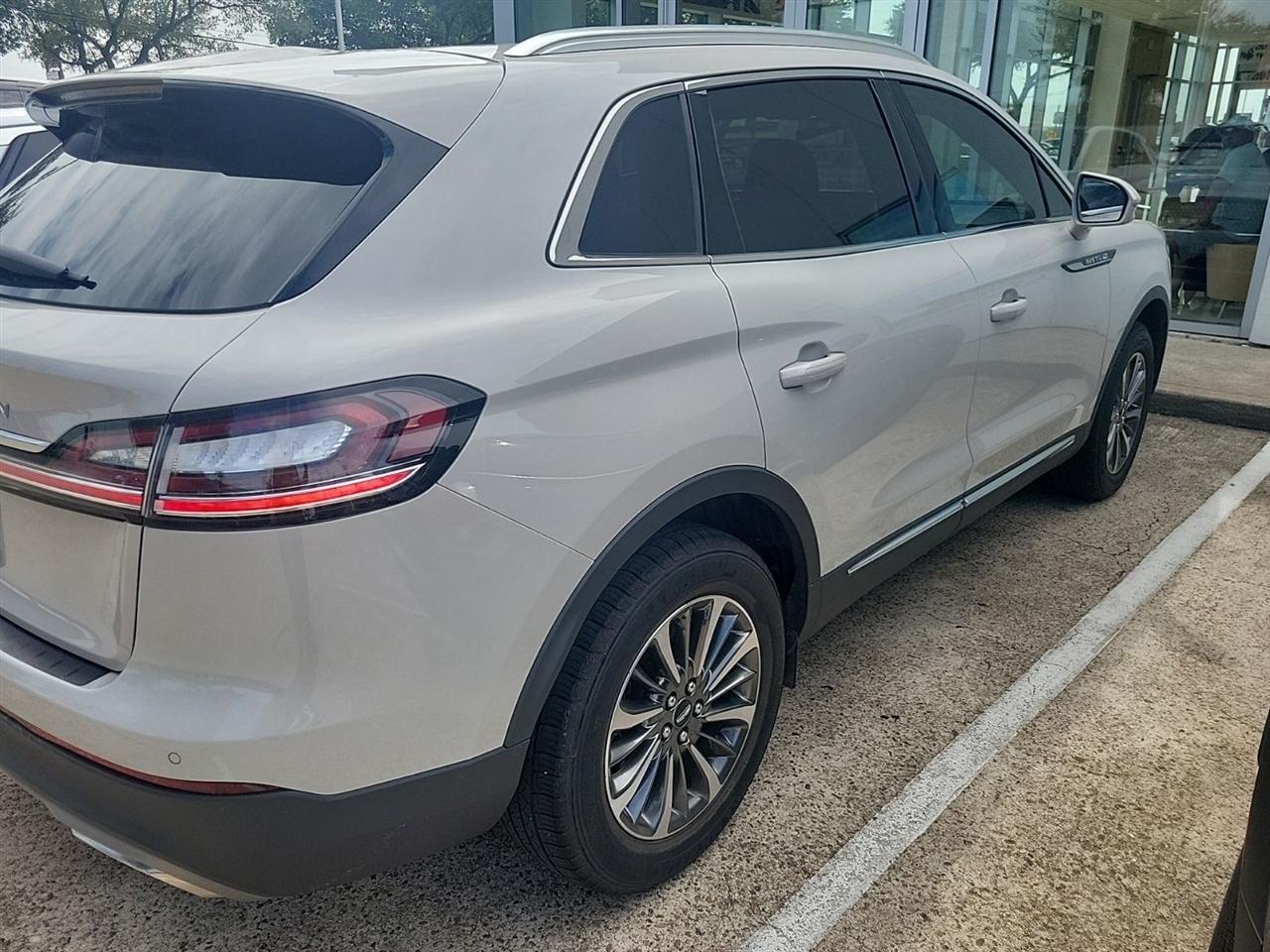 Lincoln Nautilus Reserve AWD 2023