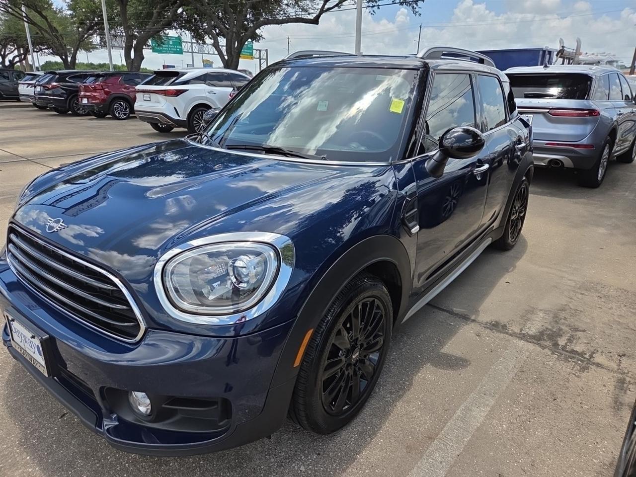 2019 MINI Countryman Base