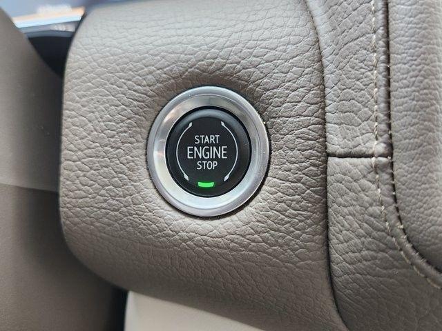 GMC Yukon Denali 2WD 2022
