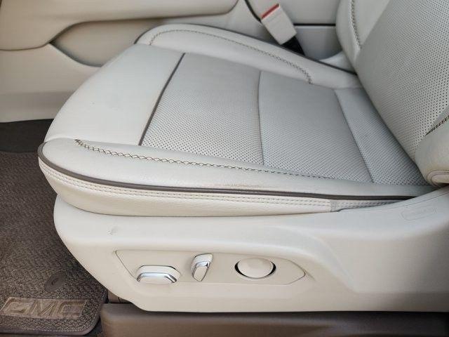GMC Yukon Denali 2WD 2022