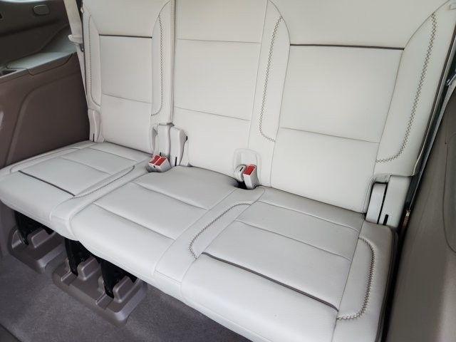 GMC Yukon Denali 2WD 2022
