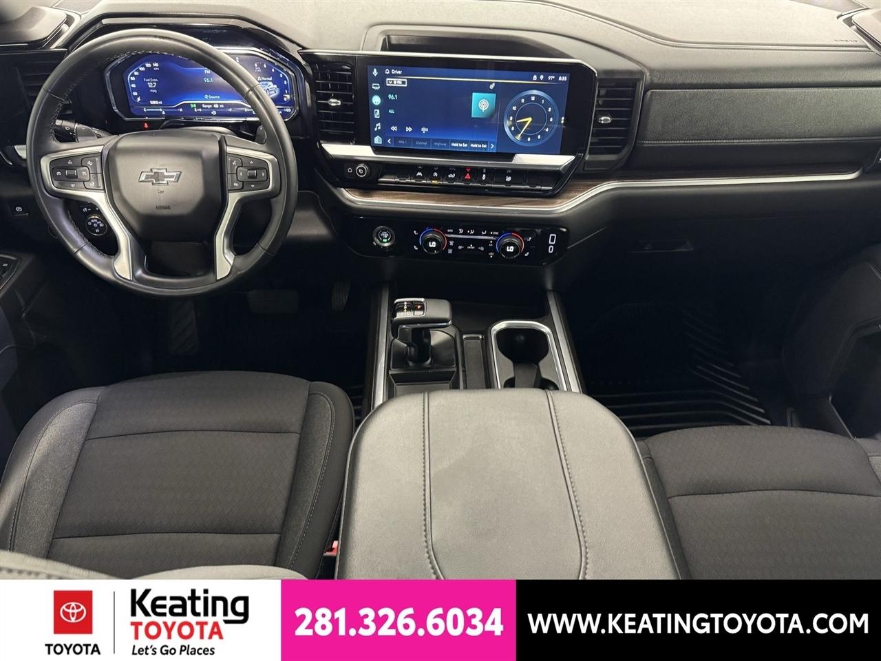 Chevrolet Silverado 1500 RST Crew Cab 2WD 2024