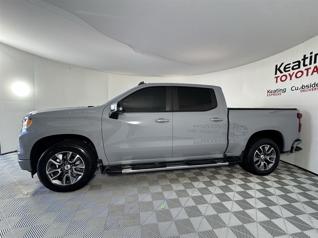 Chevrolet Silverado 1500 RST Crew Cab 2WD 2024