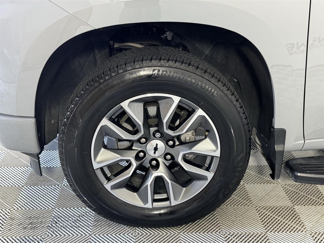 Chevrolet Silverado 1500 RST Crew Cab 2WD 2024