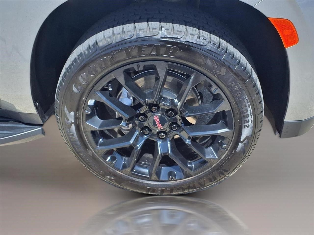 GMC Yukon XL SLT 2WD 2023