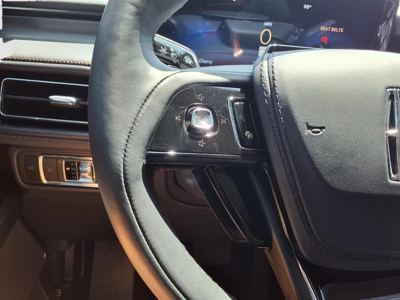 Lincoln Aviator Premiere 2025