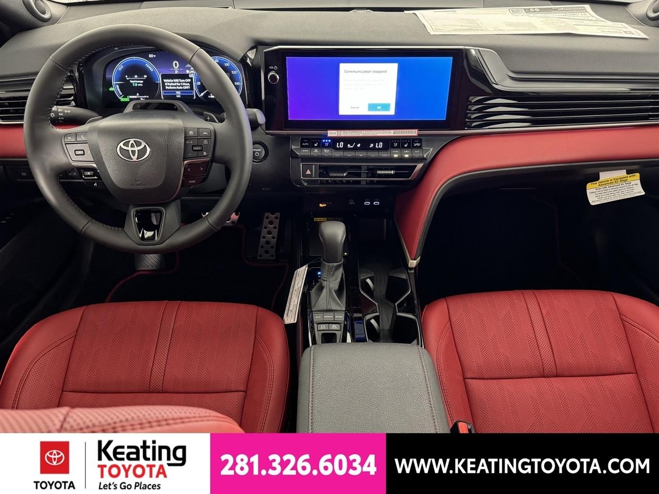 Toyota Camry Hybrid XLE 2026