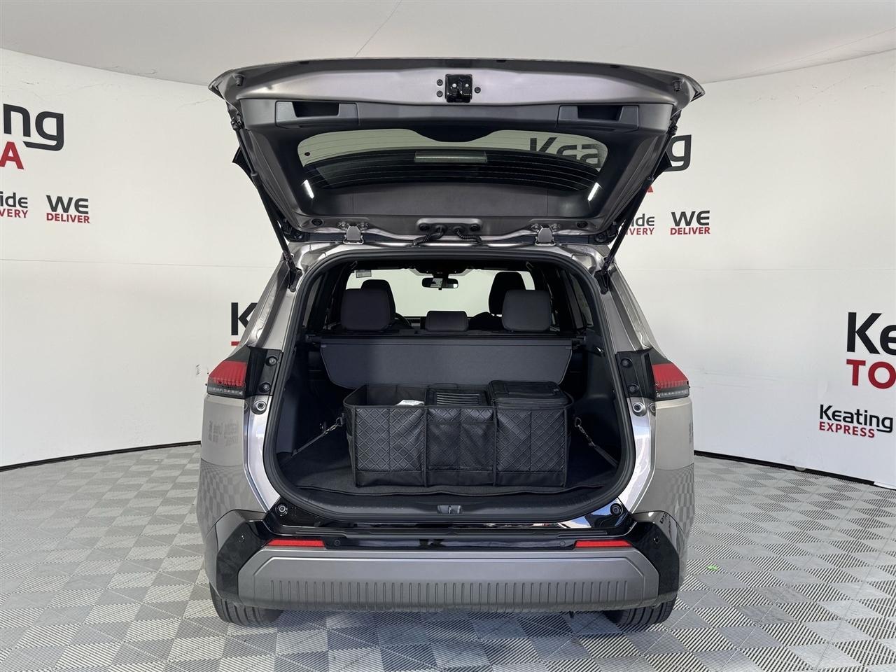 Toyota RAV4 Plug-In Hybrid SE 2026