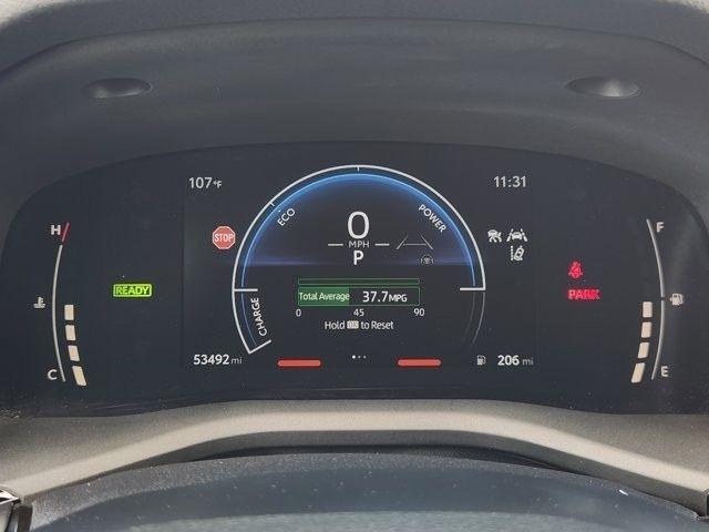 Toyota Camry Hybrid XLE 2025
