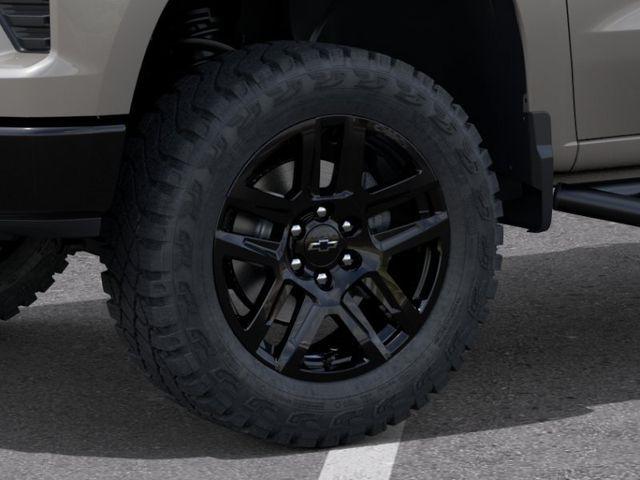 Chevrolet Silverado 1500 Trail Boss Custom Crew Cab 4WD 2026