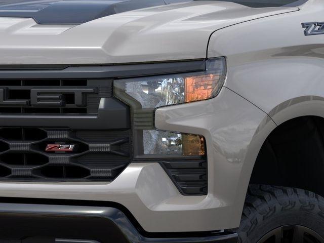 Chevrolet Silverado 1500 Trail Boss Custom Crew Cab 4WD 2026
