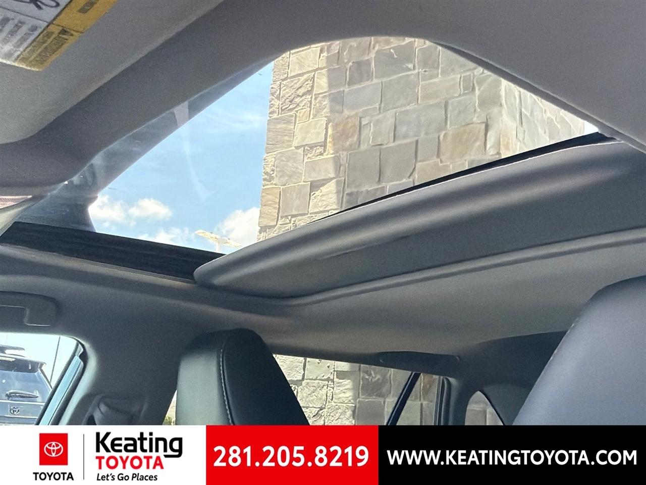 Toyota RAV4 XLE Premium 2022