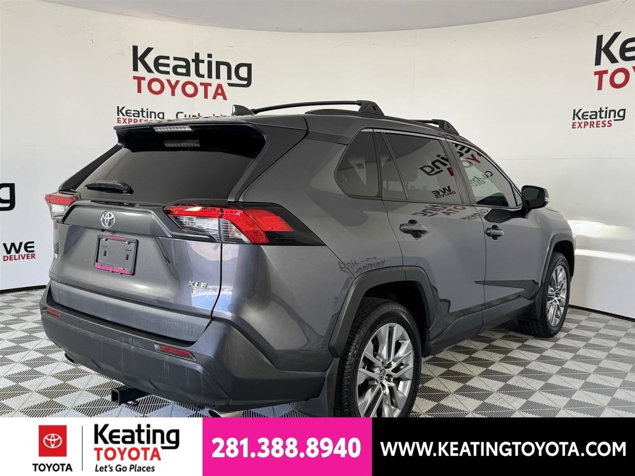 Toyota RAV4 XLE Premium 2022