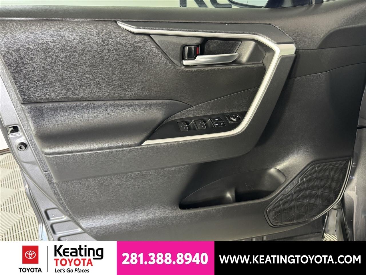 Toyota RAV4 XLE Premium 2022