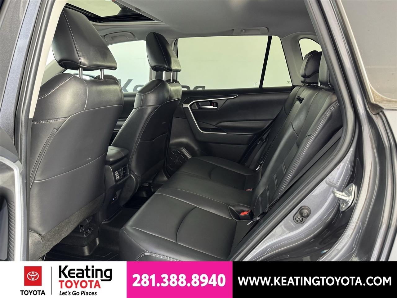 Toyota RAV4 XLE Premium 2022