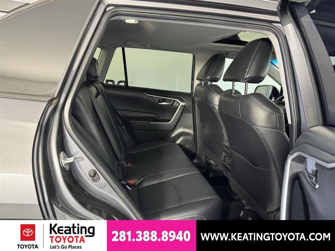 Toyota RAV4 XLE Premium 2022