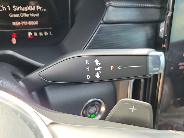 GMC Acadia Elevation 2026