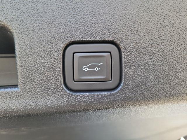 GMC Acadia Elevation 2026