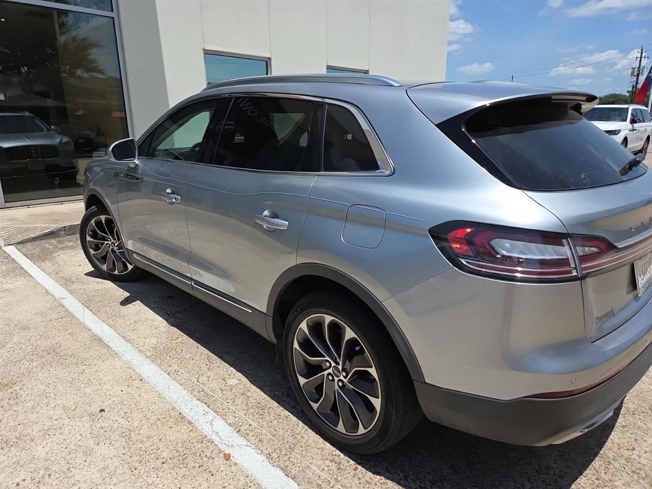Lincoln Nautilus Reserve AWD 2023