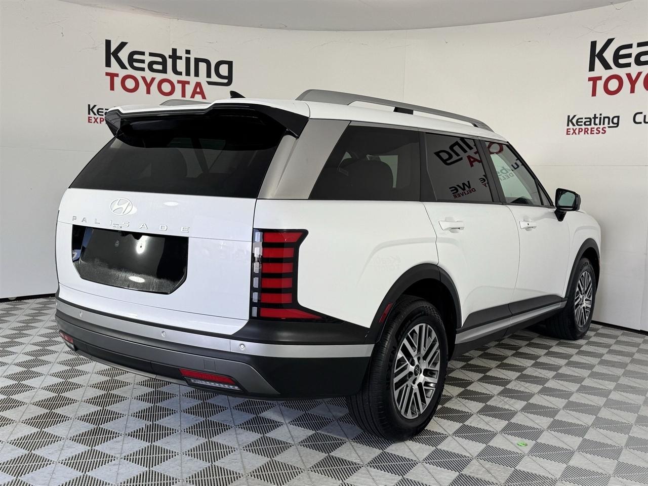 Hyundai Palisade SEL w/7 Passenger Seating 2026