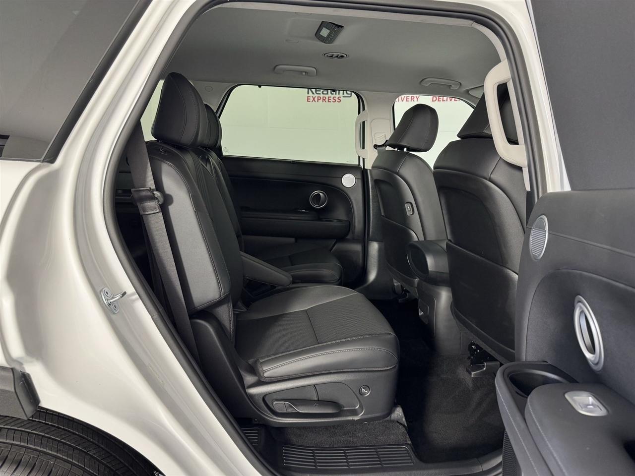 Hyundai Palisade SEL w/7 Passenger Seating 2026