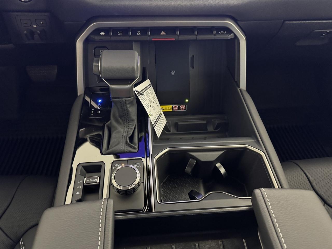 Toyota Tundra Limited CrewMax 4WD 2026