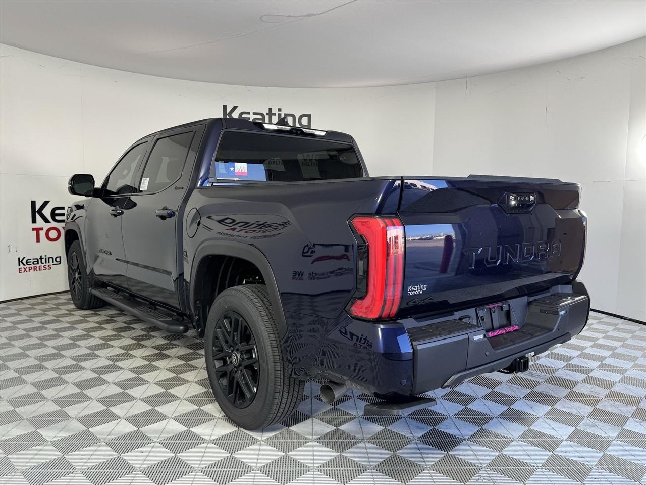 Toyota Tundra Limited CrewMax 4WD 2026