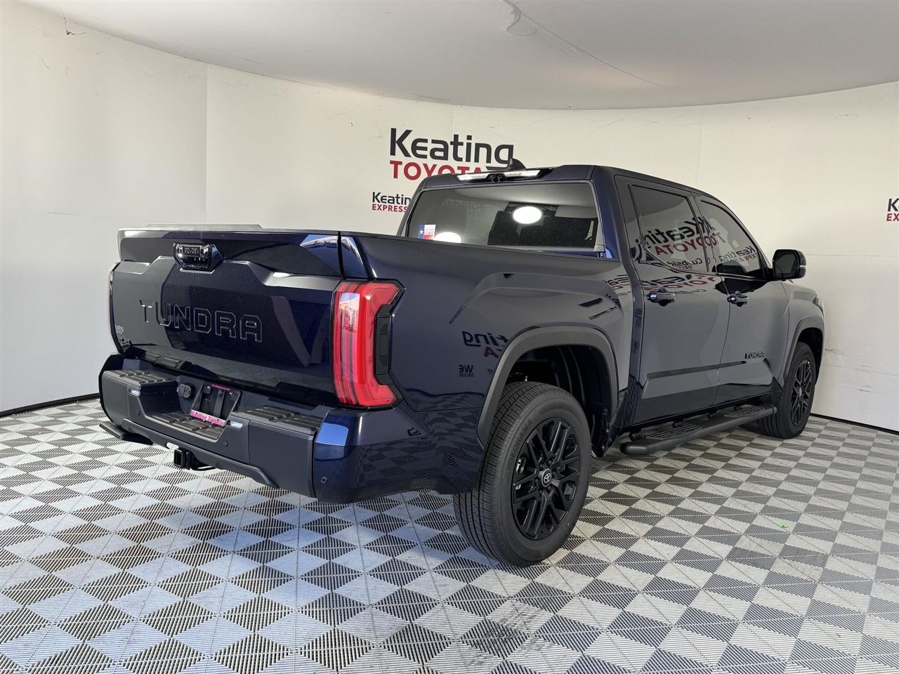 Toyota Tundra Limited CrewMax 4WD 2026