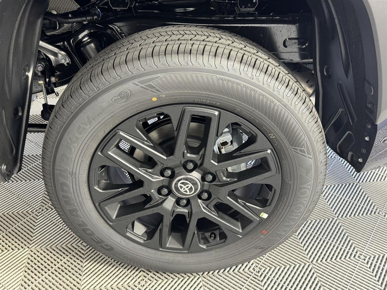 Toyota Tundra Limited CrewMax 4WD 2026