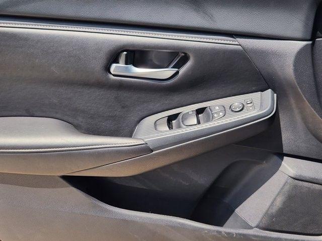 Nissan Sentra SV 2025