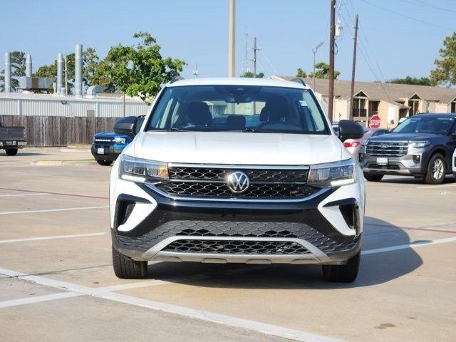 Volkswagen Taos S 2024