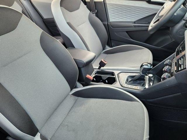 Volkswagen Taos S 2024