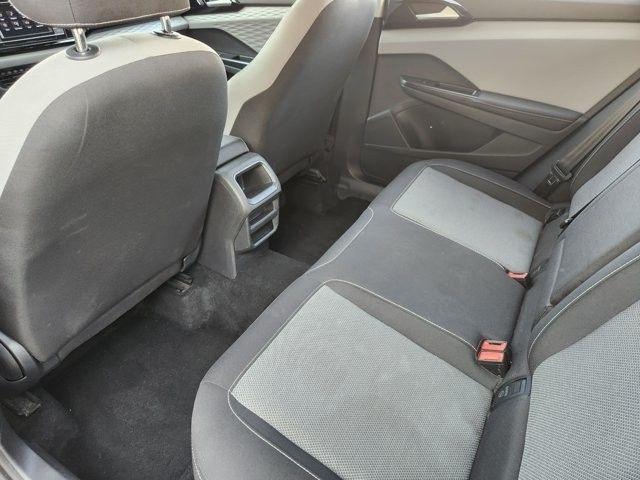 Volkswagen Taos S 2024