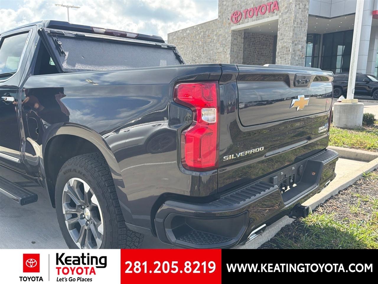 Chevrolet Silverado 1500 High Country Crew Cab 4WD 2024