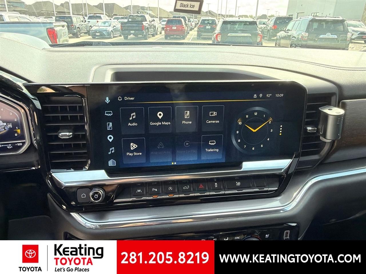 Chevrolet Silverado 1500 High Country Crew Cab 4WD 2024