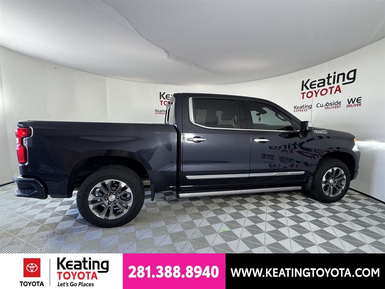 Chevrolet Silverado 1500 High Country Crew Cab 4WD 2024
