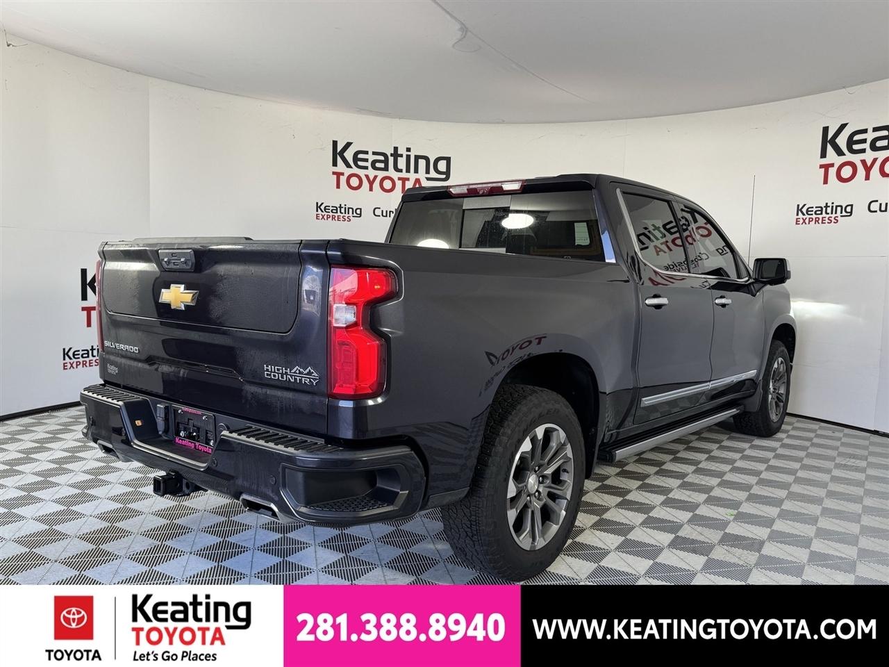 Chevrolet Silverado 1500 High Country Crew Cab 4WD 2024