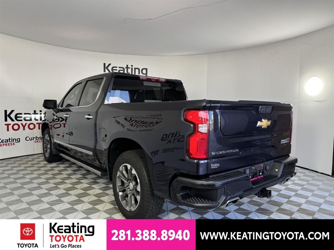 Chevrolet Silverado 1500 High Country Crew Cab 4WD 2024
