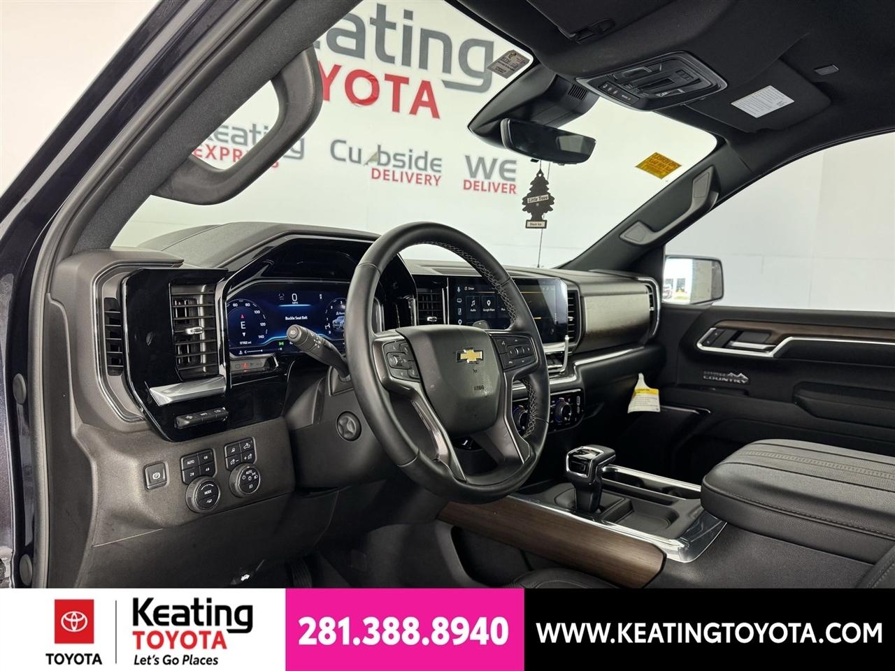Chevrolet Silverado 1500 High Country Crew Cab 4WD 2024