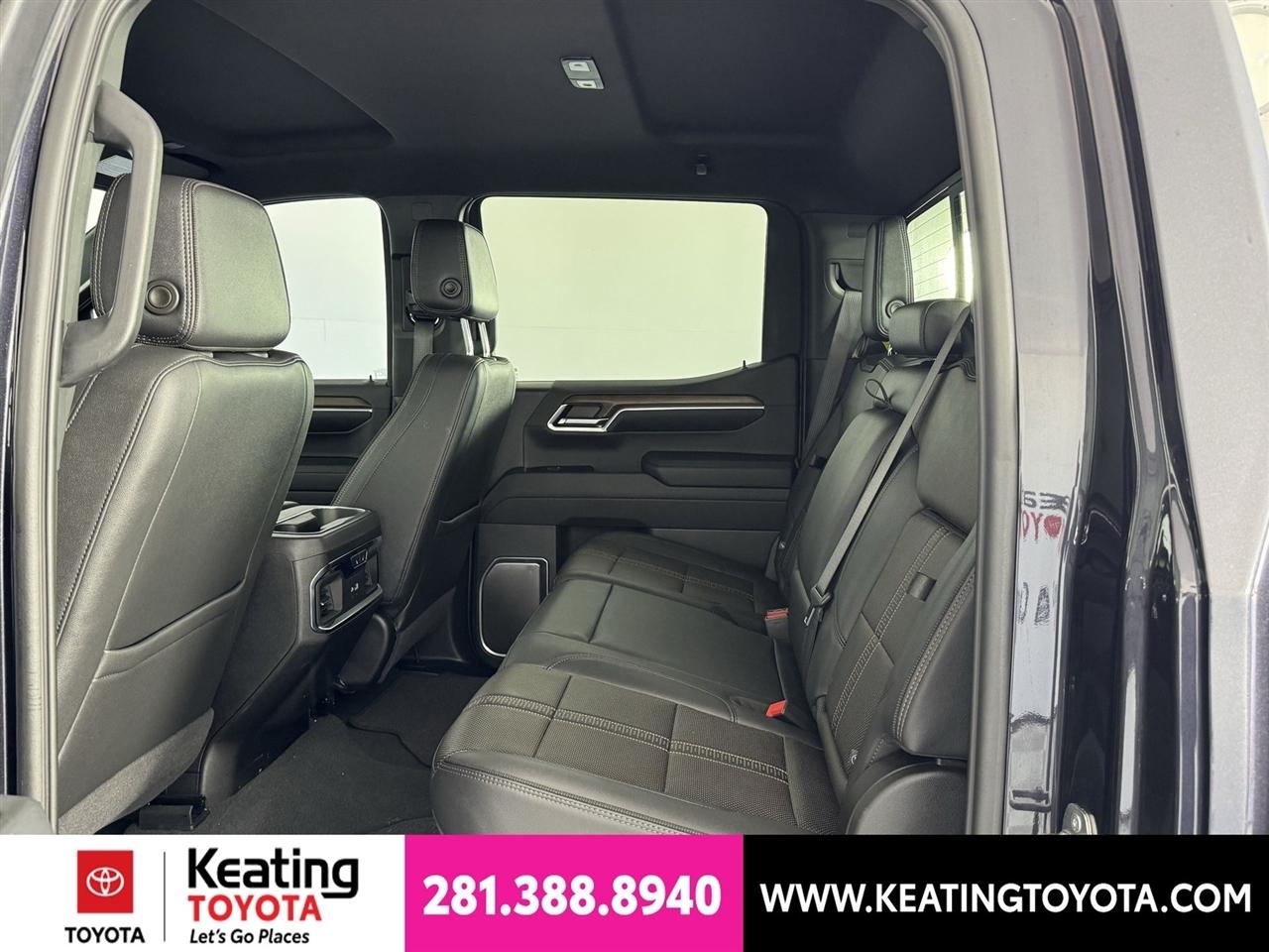 Chevrolet Silverado 1500 High Country Crew Cab 4WD 2024