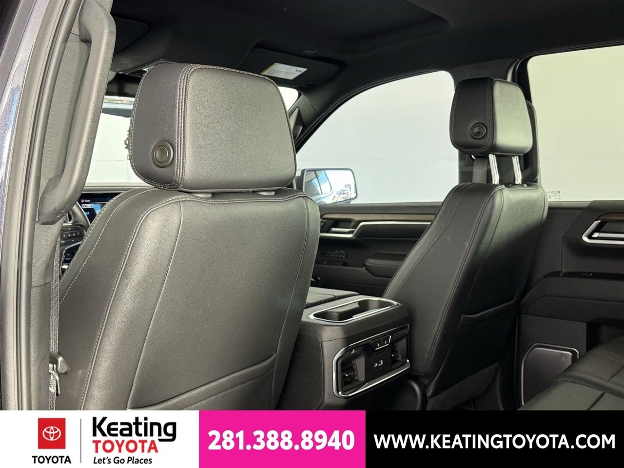 Chevrolet Silverado 1500 High Country Crew Cab 4WD 2024