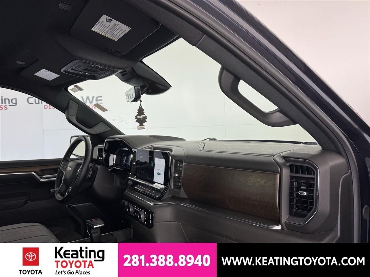 Chevrolet Silverado 1500 High Country Crew Cab 4WD 2024