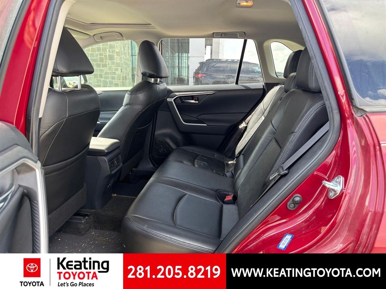Toyota RAV4 XLE 2019