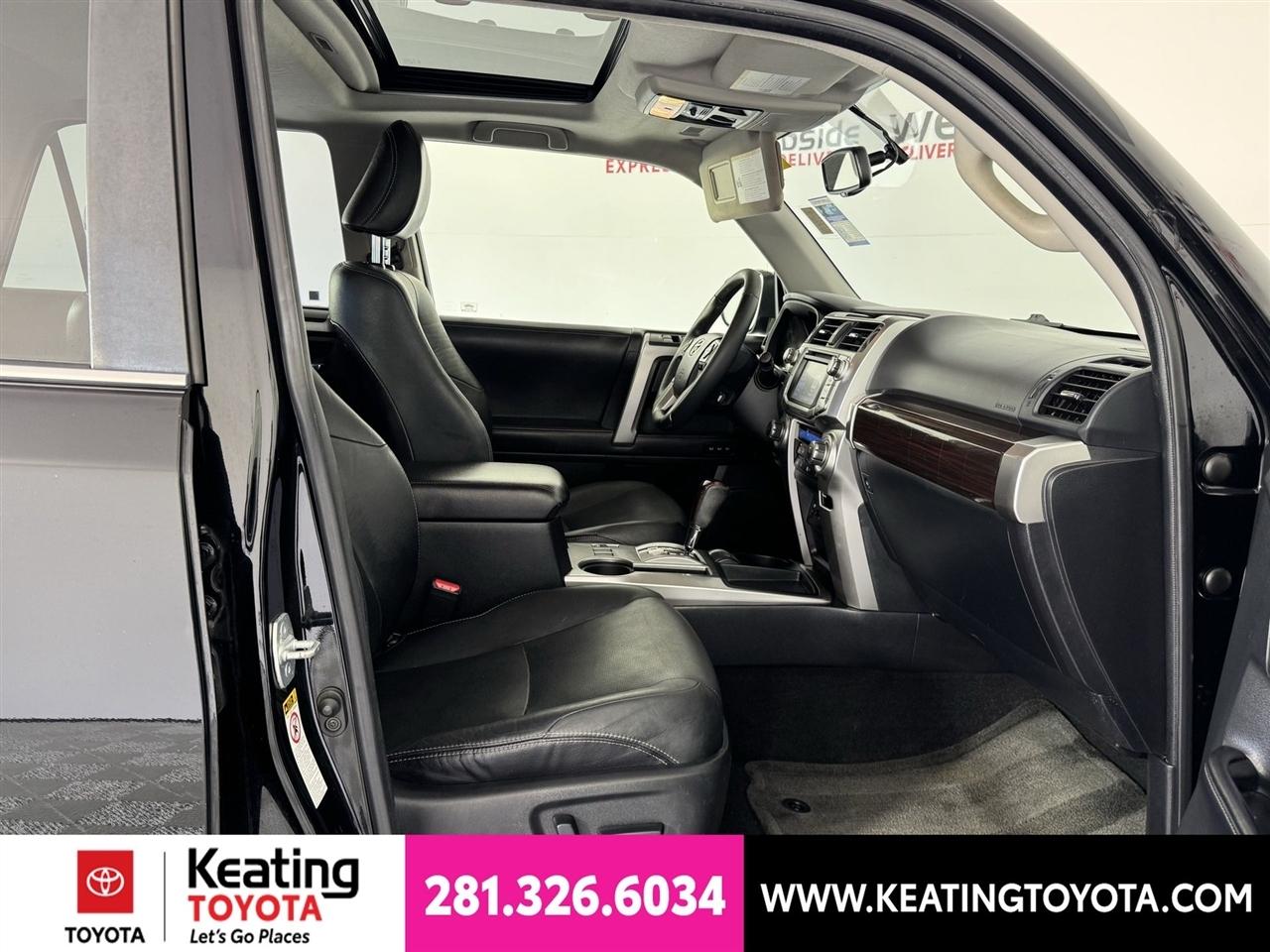 Toyota 4Runner Limited 2WD V6 2017